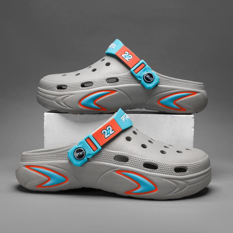 Baotou drag men's outer wear hole shoes men's trend outer wear casual beach shoes men's soft sole breathable tide sandals