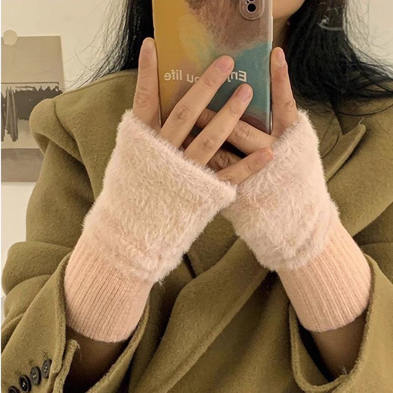 

Women Fingerless Gloves Warm Luxury Solid White Plush Knitted Wrist Mittens Writting Soft Winter Half Finger Gloves розовый
