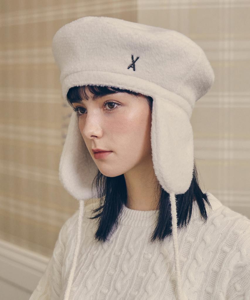 Bajal Va Studded Fly Wool Beret Ivory
