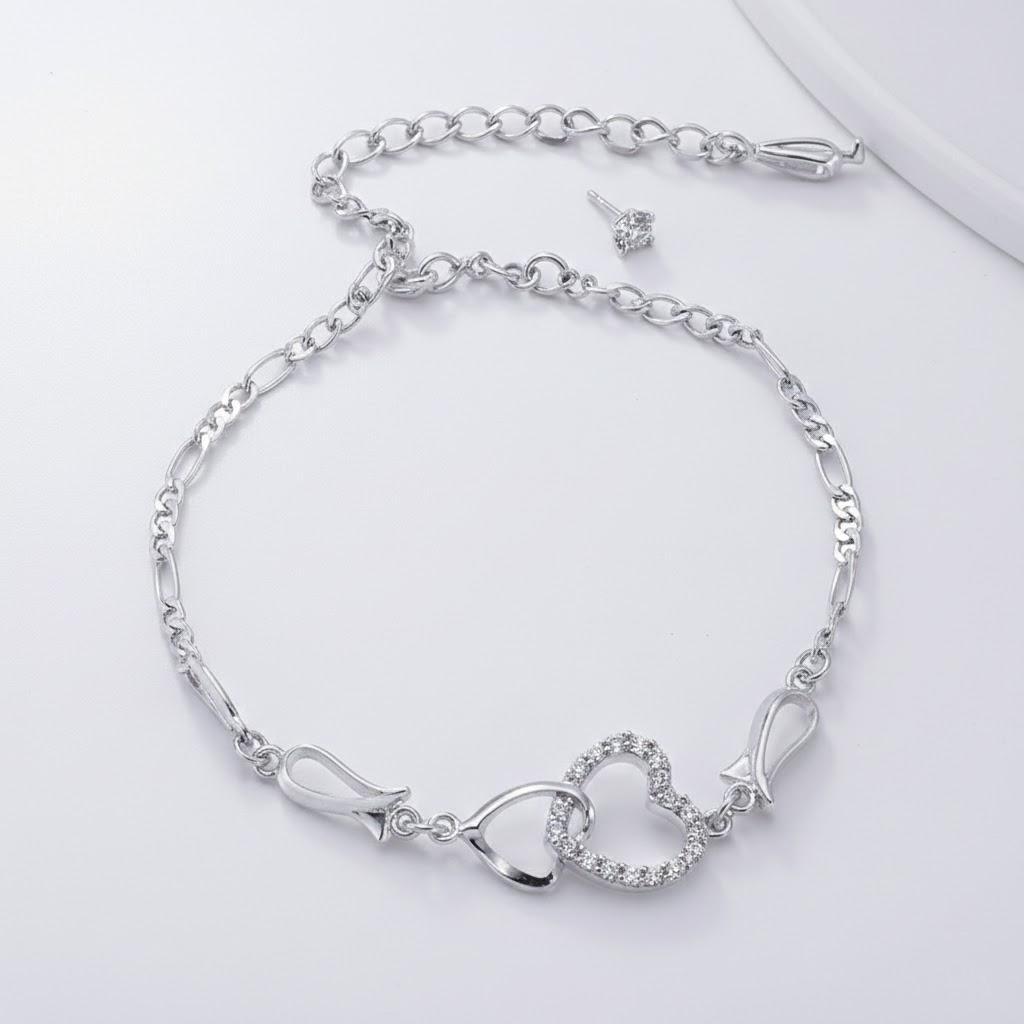 

Valentine Gift Heart Shaped Zircon Bracelet Women Micro Inlaid Hollow Design Stylish Jewelry for Girlfriend Wife серебряный
