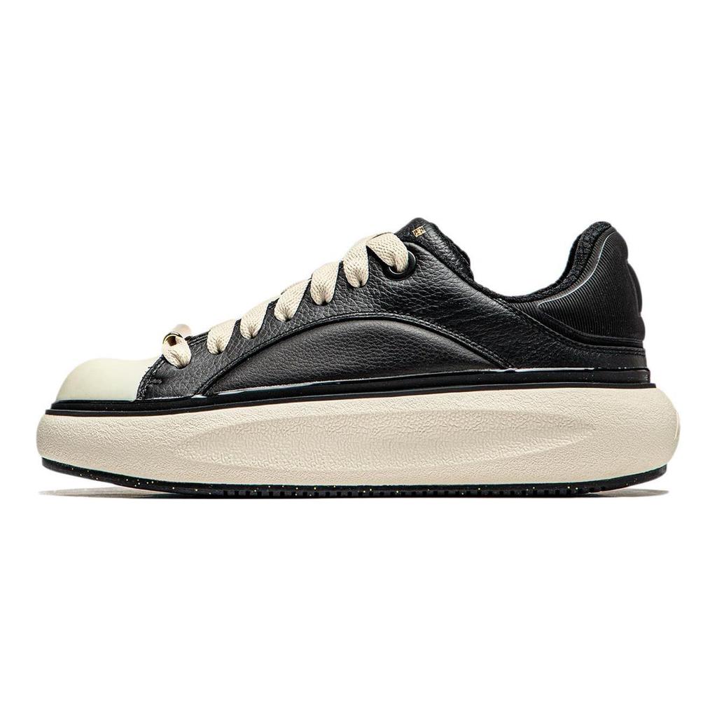 Li Ning Yun You C4D Slip Resistant Low top Casual Shoes Women's Black White AZGU038-2