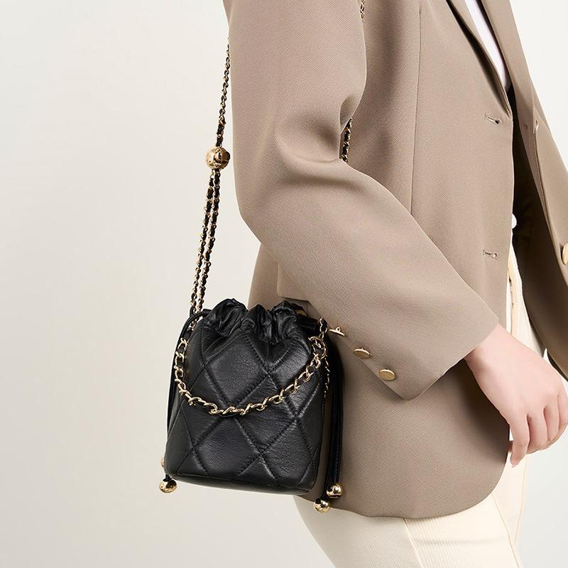 Bag New Crossbody Bucket Bag Premium Versatile Portable Small Chain Genuine Leather Women's Bag