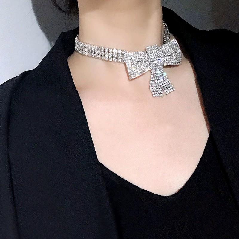 Fashion Rhinestone Bow Pendant Choker Necklace for Women Wedding Accessories Punk Gothic Crystal Collar Chokers Jewelry Gift