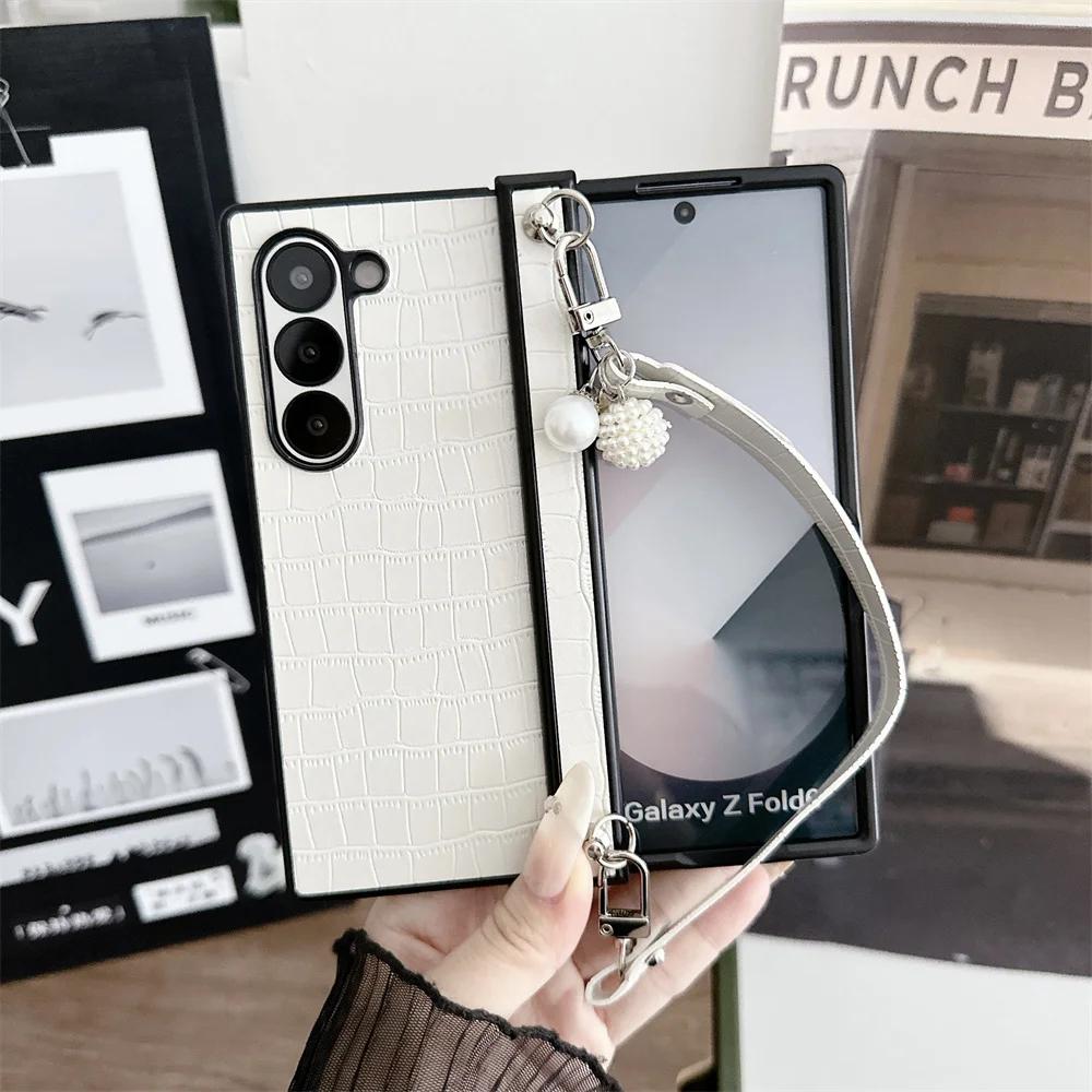 

Роскошный кожаный чехол для телефона с тиснением под крокодила для Samsung Galaxy Z Fold 7 6 5 4 3, ремешок на запястье, защита шарнира, противоударная задняя крышка Galaxy Z Fold5