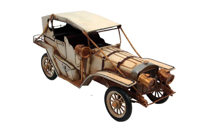 

Декоративная металлическая машина