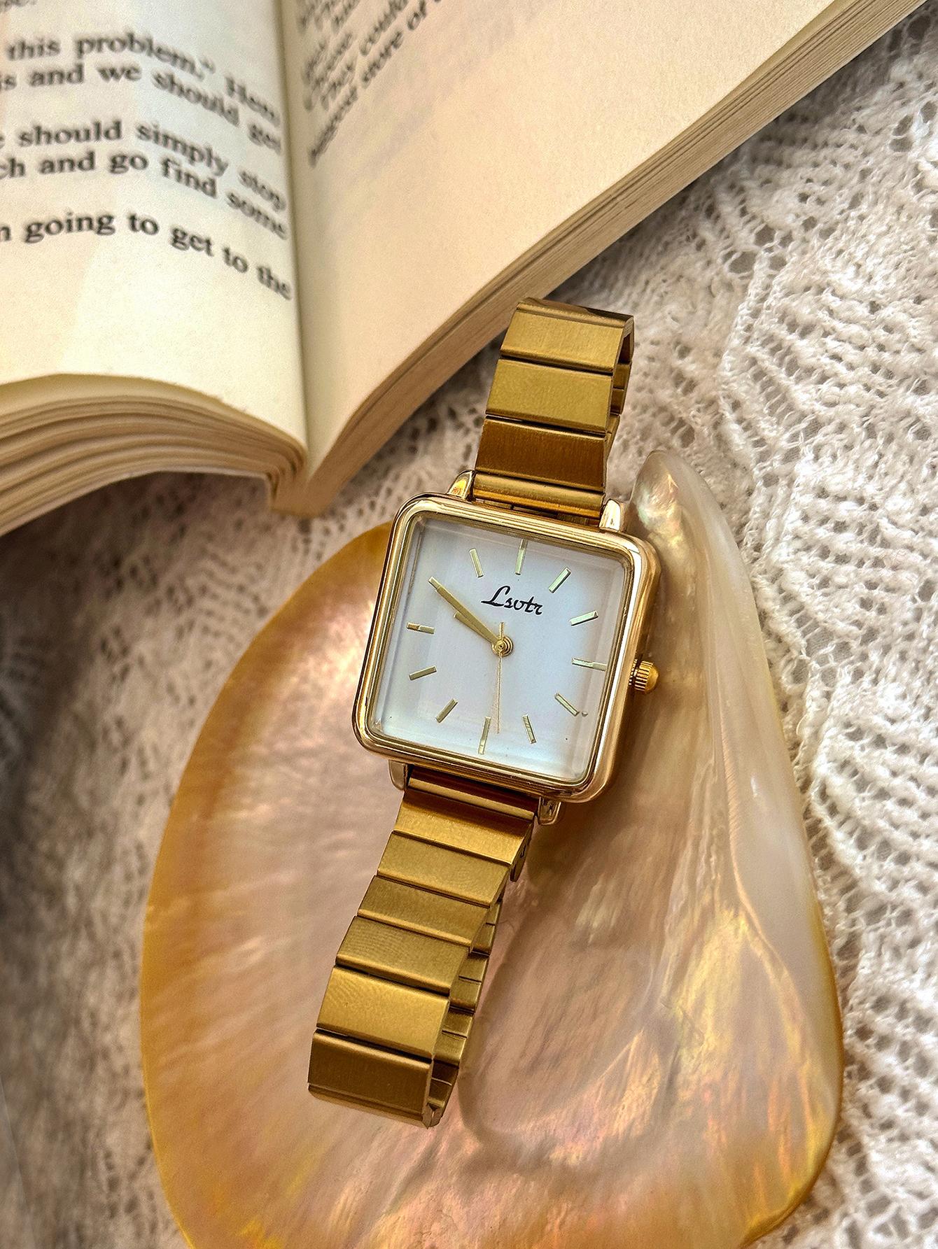 New Retro Elegant Square Dial Stainless Steel Strap Ladies Quartz Watch Elegant Niche Design Waterproof Ladies Watch. золотой