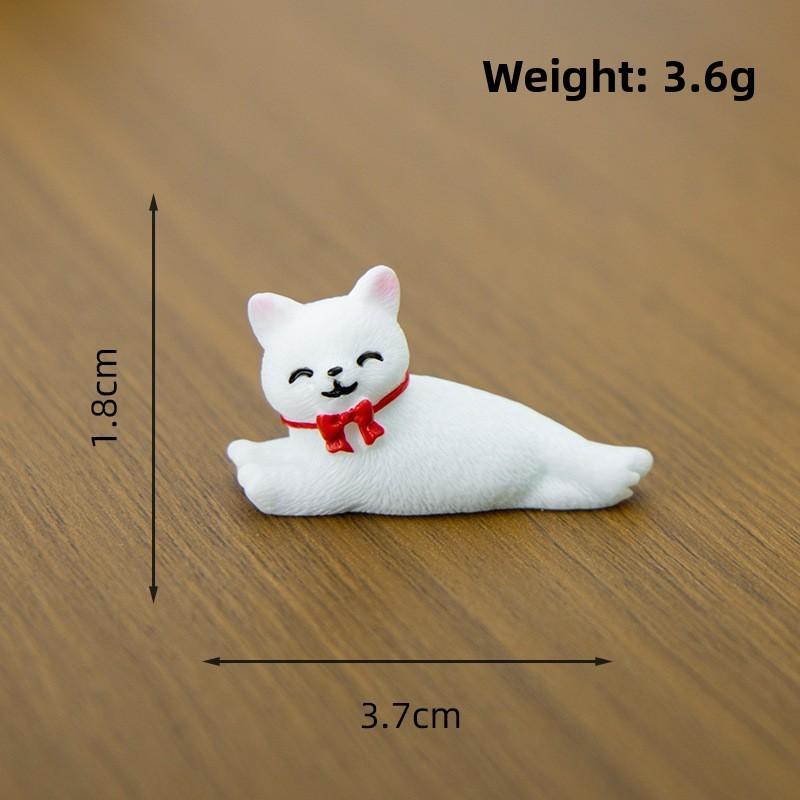 Cute Micro Cat Landscape Resin Ornament With Bow Tie Design For Home Decoration