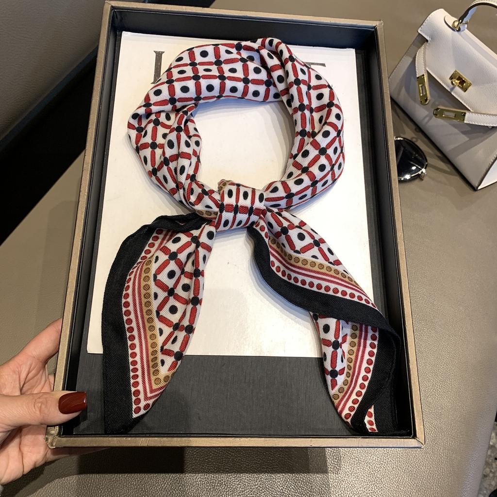 High-end Herringbone Silk Cotton Silk Scarf Women's Spring and Autumn New Versatile Decorative Scarf Shawl Fashion Printed Small Square Scarf