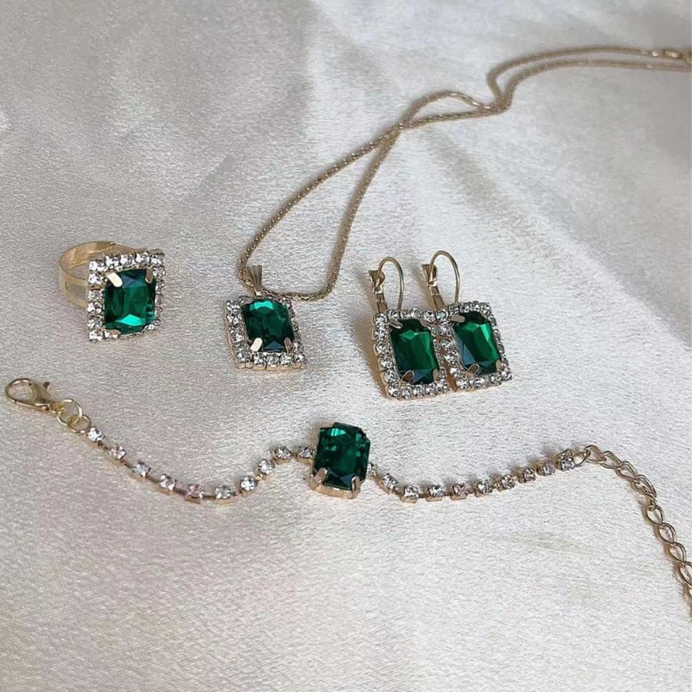 4pcs Set Luxury Charm Micro-inlay Rhinestones Square Crystal Necklace Ring Bracelet Earrings Set for Women Bride Wedding Jewelry