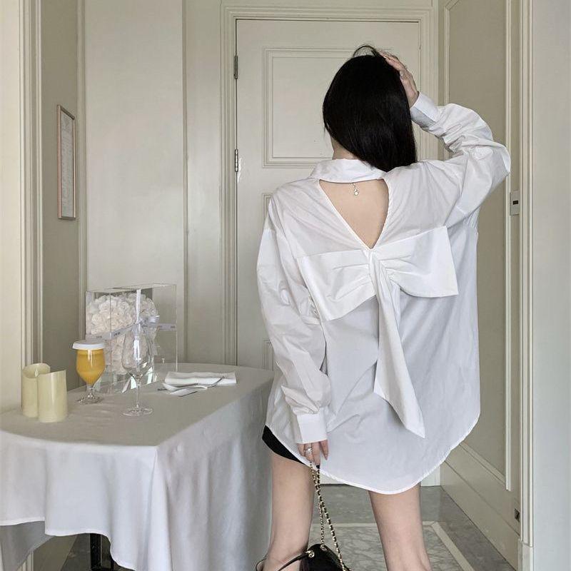 2024 Herbsthemd mit Fliege hinten: Schickes, vielseitiges Design