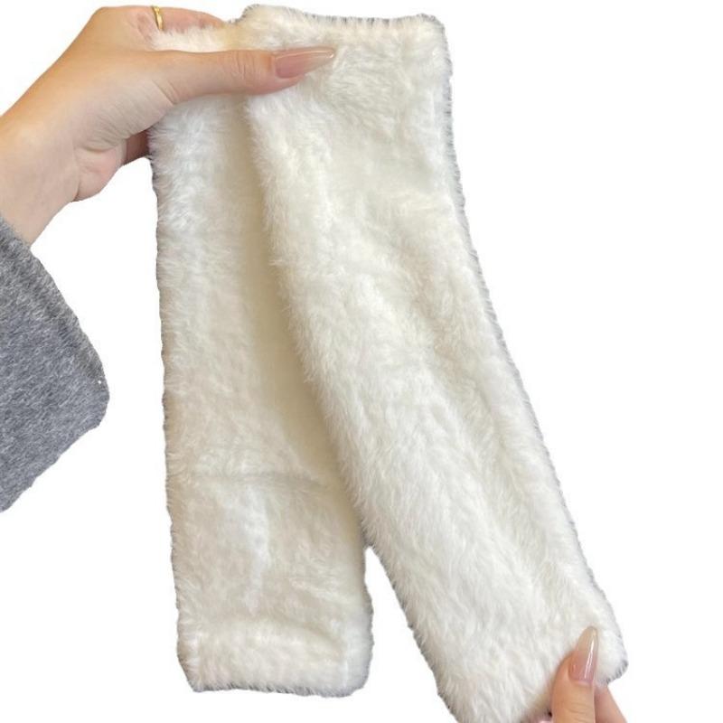 Soft Waxy Plush Half-finger Gloves Women's Plush Warm Autumn and Winter Sleeves Cute Imitation Rabbit Hair Japanese Long-sleeved Leaking Finger Gloves
