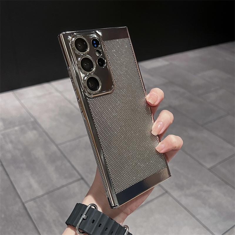 It Is Suitable for The Ultra-thin Electroplated Heat Dissipation of The Samsung S25Ultra Phone Case, S23plusS22, with A European and American Style
