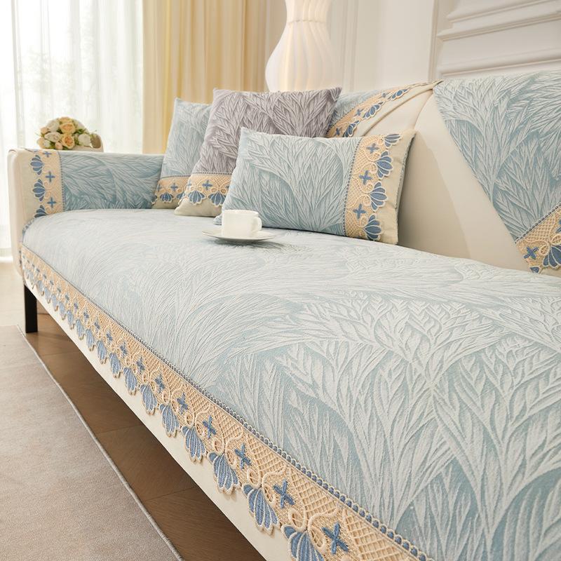 New Lace Sofa Cover Chenille Jacquard Non-Slip Sofa Covers for Living Room Modern Four Seasons Universal Solid Color Couch Cover