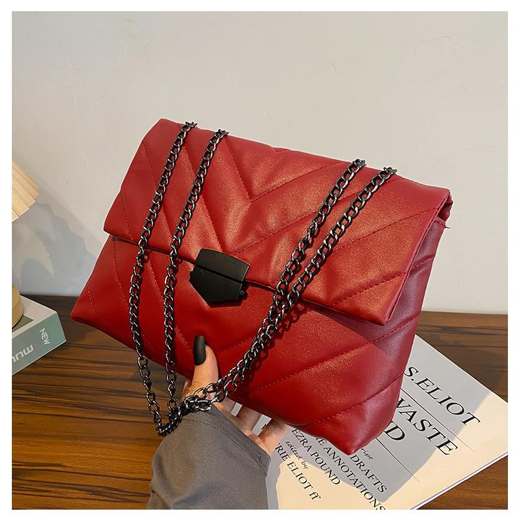 Embroidered Thread Women's Bag 2025 Spring New Trendy Fashion Shoulder Bag Solid Color Casual Chain Crossbody Small Square Bag
