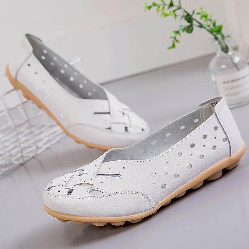Women's Flats Loafers Leather Driving Shoes Moccasins Comfort Casual Slip On Summer Nurse Shoes for Mother Large Size