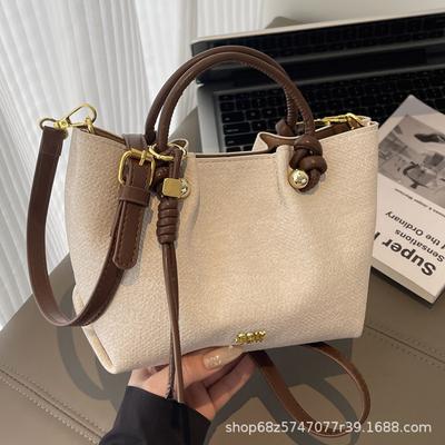 High-end Tote Bag Women's 2025 Summer New Simple Handbag Simple Trend Fashion Shoulder Messenger Bag