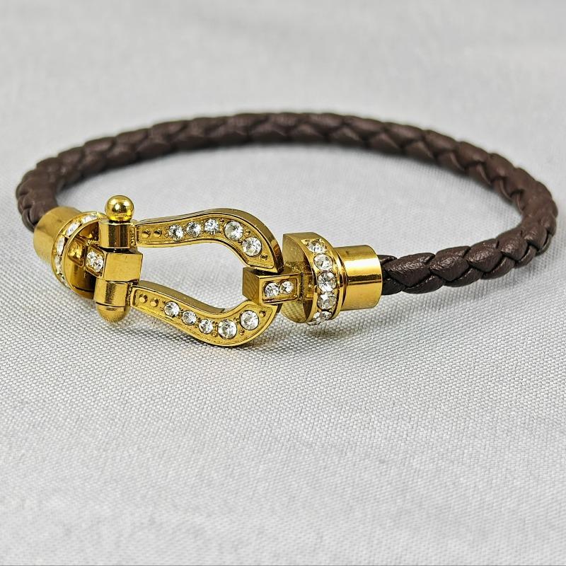High-end Stainless Steel Full Brick Magnet Horseshoe Buckle Head Bracelet Gold-plated Diamond-encrusted Male and Female Couples Full Diamond Hand Rope