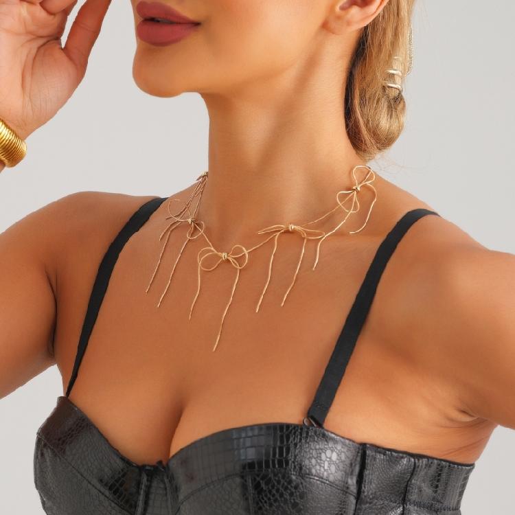 Aesthetic Bowknot Pendant Necklace with Tassels Choker Handmade Jewelry Gift