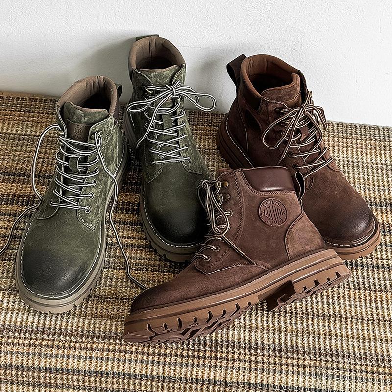 Autumn and winter new products men's and women's rhubarb boots thick-soled desert Martin boots women's locomotive outdoor tooling short boots