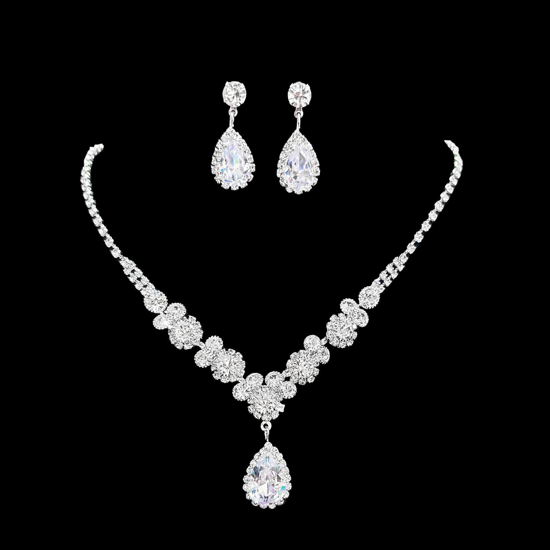 European Fashion Luxurious Zirconia Water Drop Necklace & Floral Earrings Set