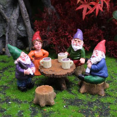 4pcs/Set Mini Funny Cute Gnome Party Resin Dwarfs Statue DIY Bonsai Decoration for Home Office Desk Sculpture