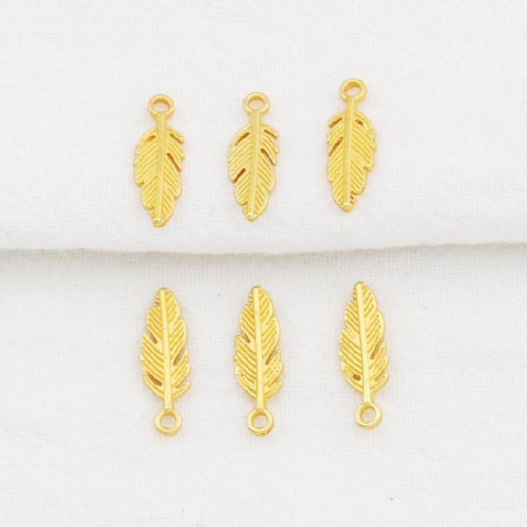 50Pcs Feather Charm Hanging Pendant For Craft Project Necklace Jewelry Making Ethnic Costume And Clothing Decoration