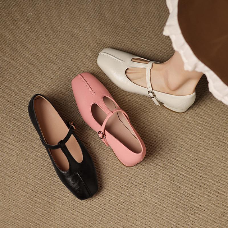 New four-season wear one-pedal single shoes square head low heel large and small size women's shoes foot cover solid color casual square heel s