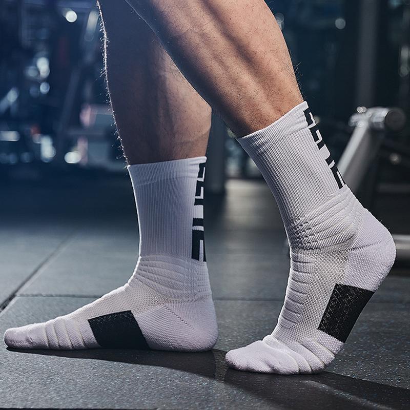 Man Sport Socks Professional Sweat-Absorbing Letter Breathable Thick Outdoor Basketball Fitness Towel Bottom Short Crew Socks
