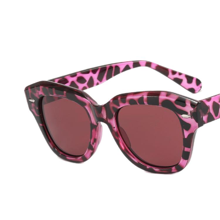 Irregular Rivets Sunglasses New Beach Excursion Uv Sunglasses Outdoor Riding Sunglasses Fashion Trend Wear Business Casual