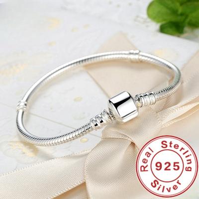 Pulseira de Charme Original em Prata 925 Joia Fina Pulseira de Osso de Cobra Macia e Lisa para Mulheres