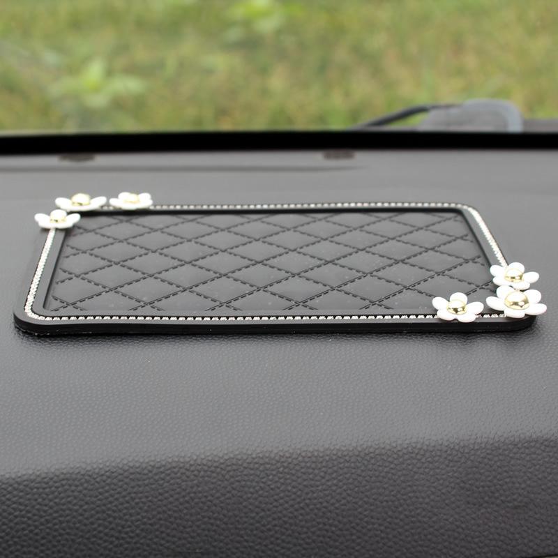 Diamond Mountain Camellia Carter Circuit Anti-Slice Cathema Creative Jewelry Silicon Car Products