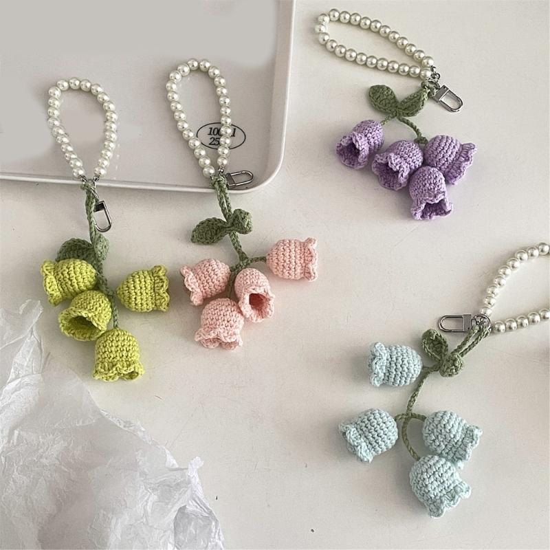 Breloc cu flori croșetate atrăgător, tricotat manual, cu flori, pandantiv, perle, bijuterii pentru chei și rucsacuri