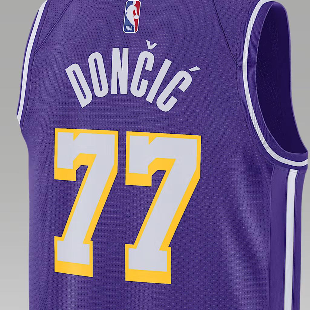 Nike Los Angeles Lakers 2025/26 Statement Edition Men's Nike Dri-FIT Nba Swingman Jersey HM4877-506