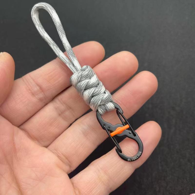 Kompaktní paracordový klíčenka proti krádeži s uzamykatelným hákem a přezkou Figure 8 pro venkovní použití
