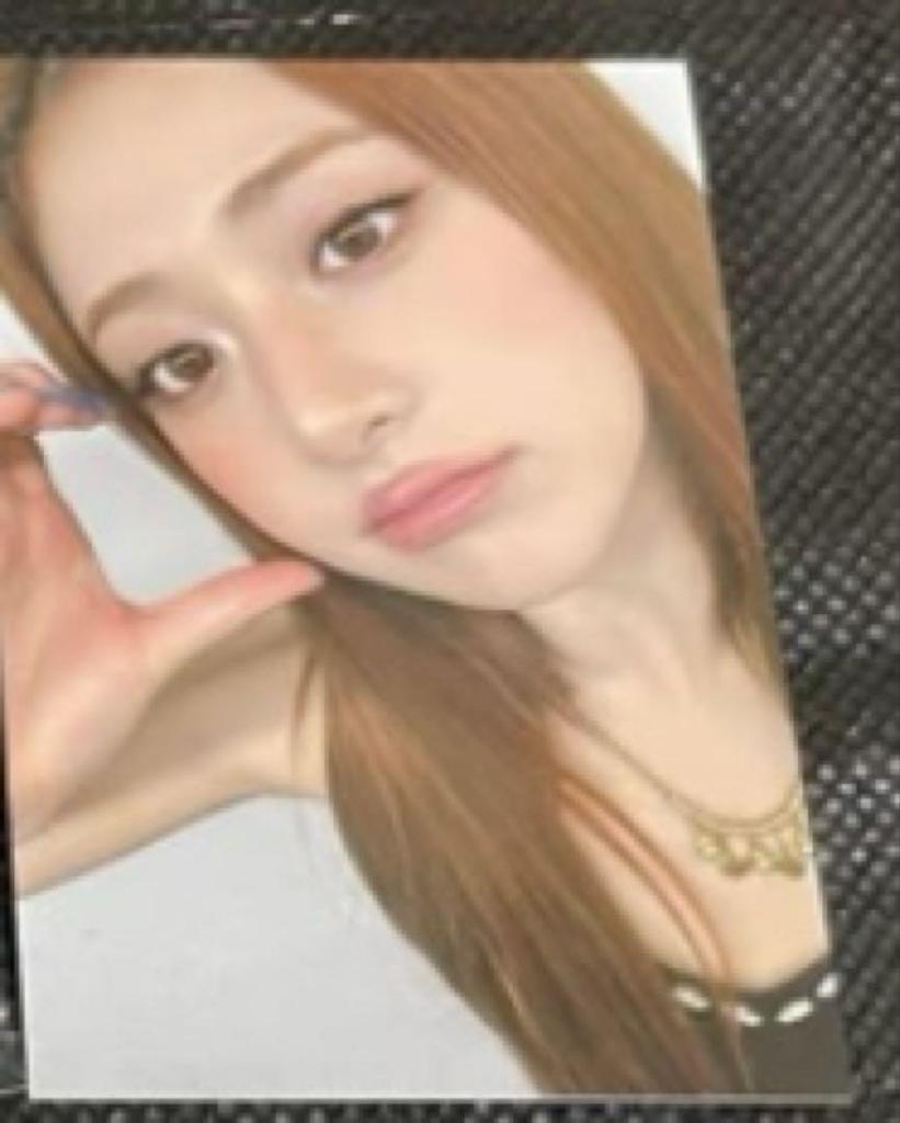[USED] LESSERAFIM 2025 Tour Taipei Limited Edition Trading Card Yunjin