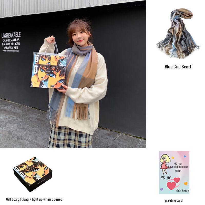 

Three Dolphins Winter Scarf One Size