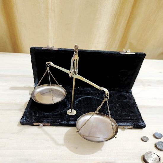 Nautical Brass Weighing Scale For Office Decor, Judge Gift Ideas, Decorative Scales, Collectible Item, Christmas Gifts, New Year Presents