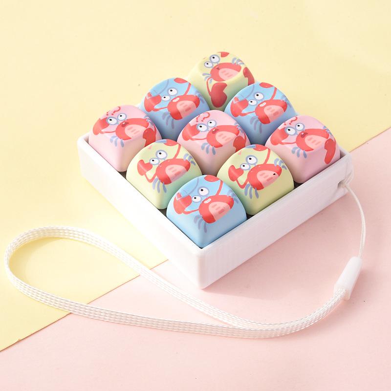 Fun Christmas Animal 9-Key Keyboard Stress Relief Toy Fidget Pendant Portable Bag Decor for Killing Time Waiting In Lines