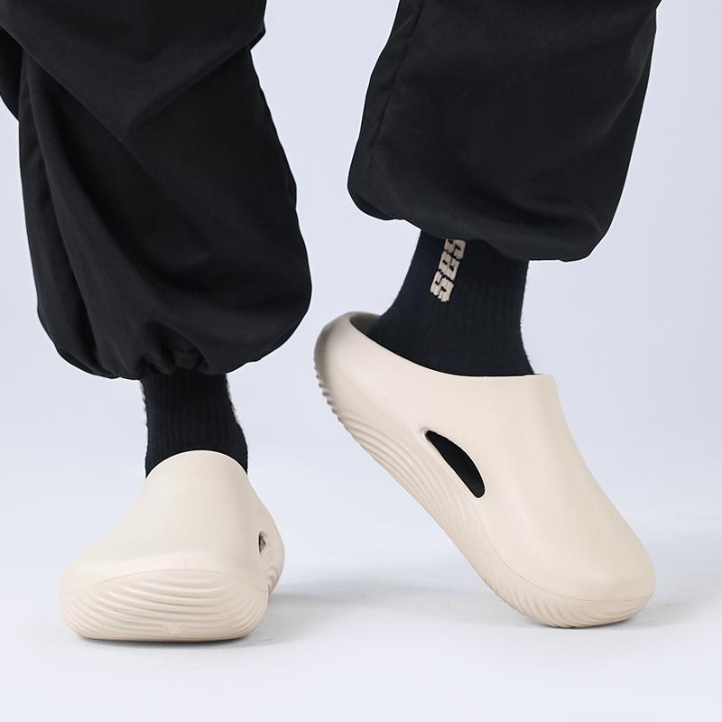 Fashion Eva Men Slippers WaterProof Non slip Chef Shoes Breathable Slip on Home Casual Slippers Lightweight Beach Sandals Garden Clogs