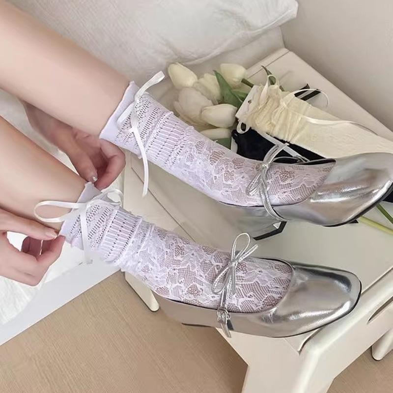 1Pair Korean Sweet Ballet Style Lace Pile Sock Fashion Hollowed Out Retro Flower Bow Socks for Women Spring Thin Cotton Hosiery