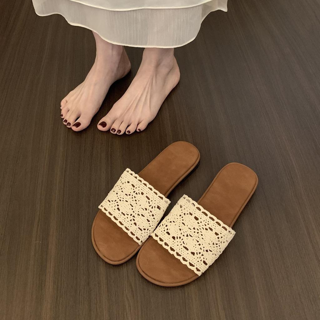 Holiday style beach shoes one-word cool slippers women wear flat sandals