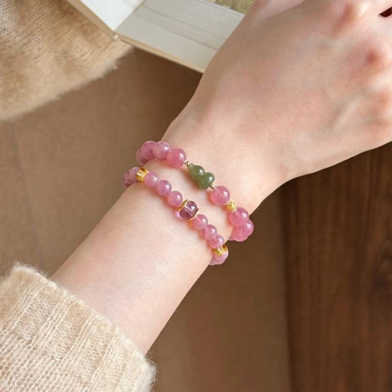 Pink natural stone beaded bracelet, fashionable light luxury, antique bracelet, fresh and versatile jewelry, women's high sense