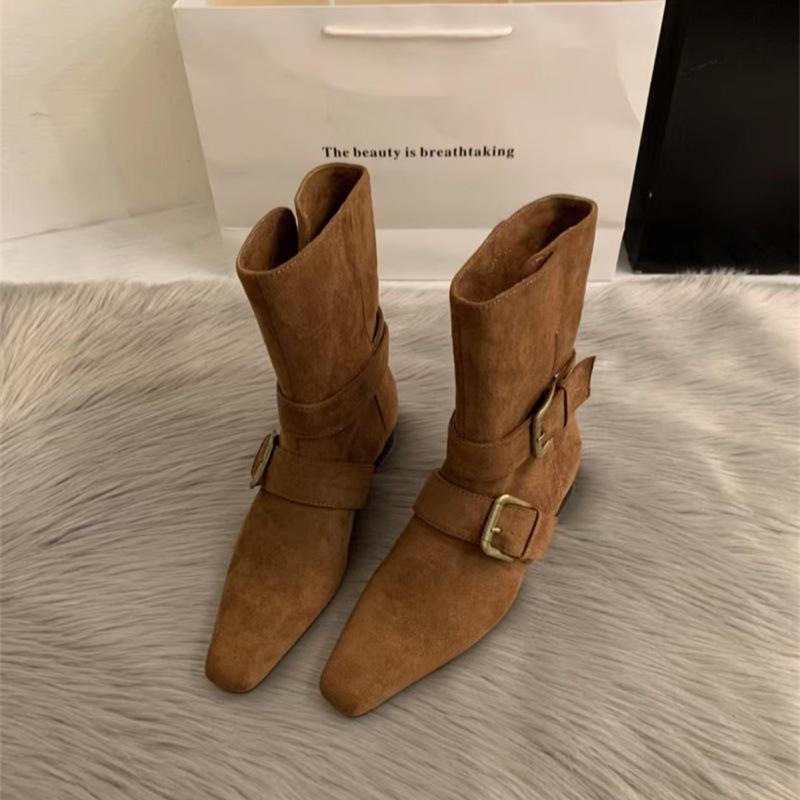 

2025 корейская версия новых нишевых дизайнерских ретро французских коротких ботинок с квадратным носком, ковбойские ботинки средней высоты, женские ботинки Мартин 40 верблюд