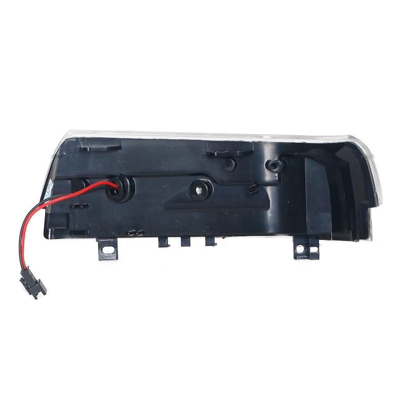 For Mitsubishi Pajero Montero Shogun V73 V77 V75 V87 V93 V97 2006- Outside Rearview Door Side Mirror Turn Signal Light