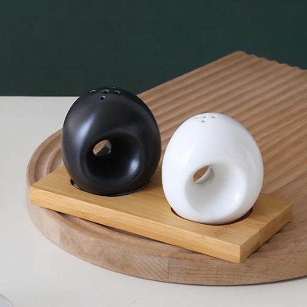 Decorative Garlic Shape Spice Jars Ceramic Spice Container Multi-functional Seasoning Jar Table