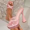 Rosa Netzschleifen-High-Heels mit eckiger Spitze und klobiger wasserdichter Plateau-Sohle