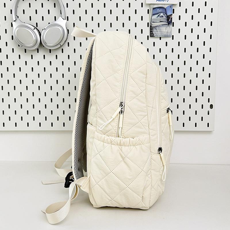 Schoolbag1011 New Travel Backpack High Value Lightweight Outdoor Backpack Personalized Middle and High School Students Large Capacity School Bag