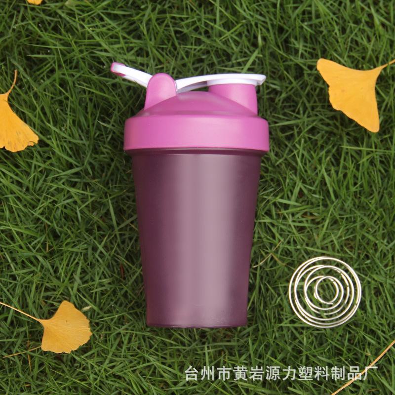 Water Bottle Portable Sports Water Cup Milkshake Protein Powder Mixing Cup Fitness Shaking Cup with Scale Plastic Cup Printed Logo