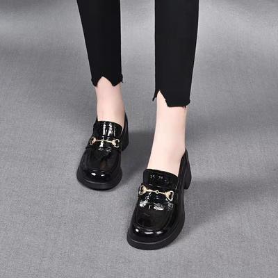 Women's Single Shoes Spring New Round Head Thick Heel Medium Heel Small Leather Shoes Cow Patent Leather Metal Buckle Low-top Shoes