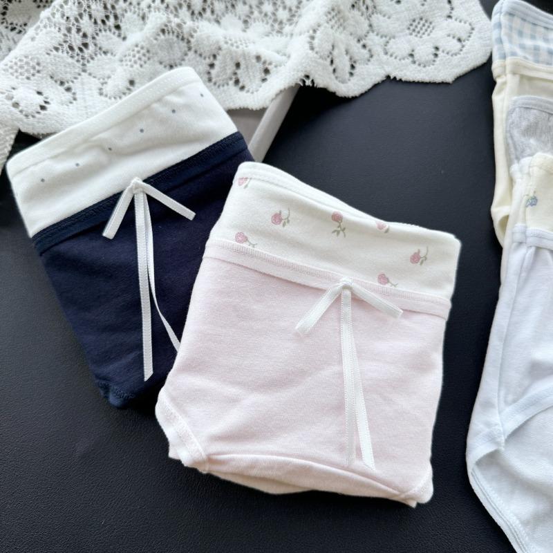 Ladies Spring and Autumn Sweet Contrast Color Cotton Flower Plaid Cute Package Hip Mid Waist Panties